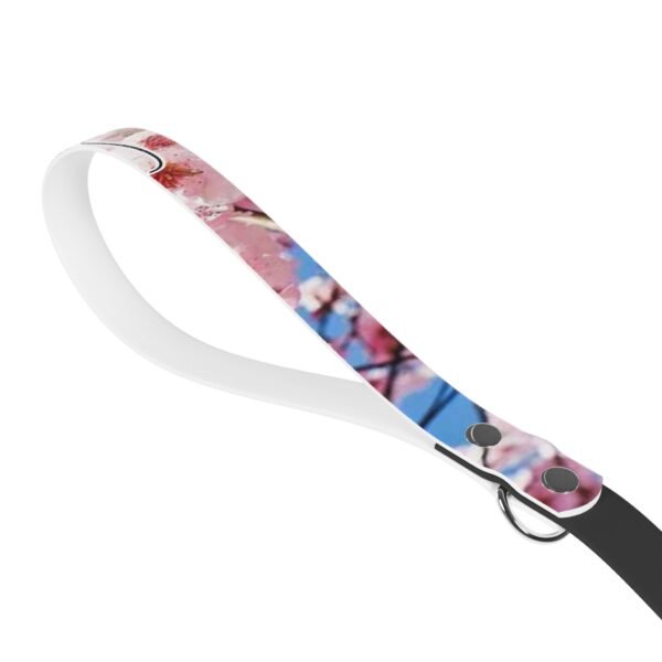 Bloom Dog Leash - Perfect for Pet Lovers - Image 4