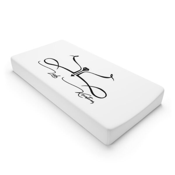 Stylish Baby Changing Pad Cover - Modern Black Design for Trendy Nurseries